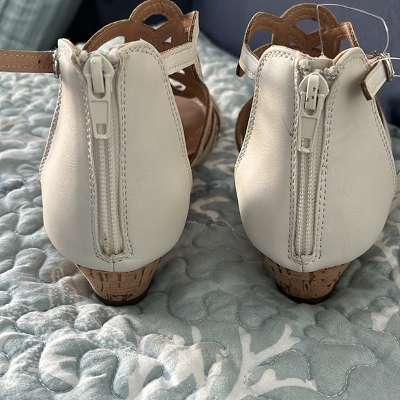 Esprit Women's White Sandals size 9.5 - Picture 4 of 8